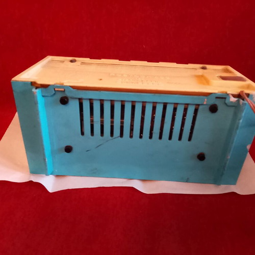 Antique radio East Germany Varna 493 used, functional