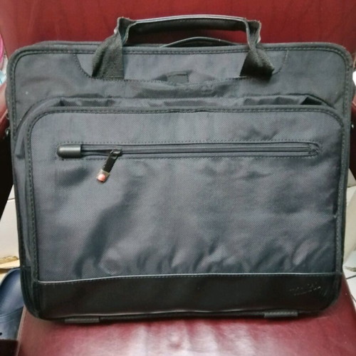 Lenovo laptop bag like new, black, briefcase style