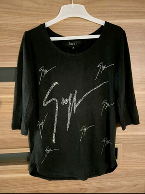 Giuseppe Zanotti blouse like new, black with silver details, size S