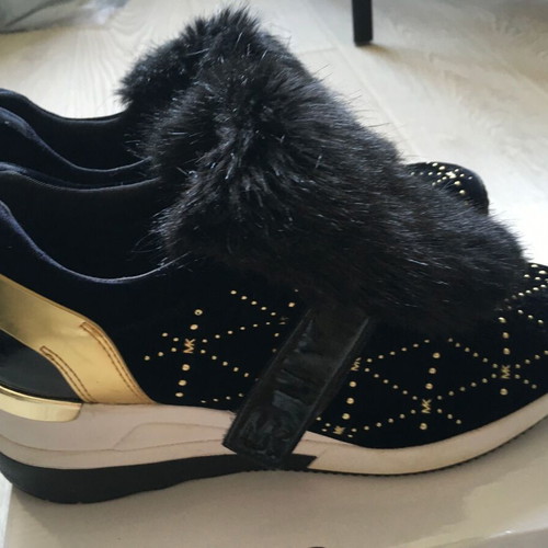 Michael Kors Maven Faux Fur Mixed-Media Slip-On Trainer size 38.5 used
