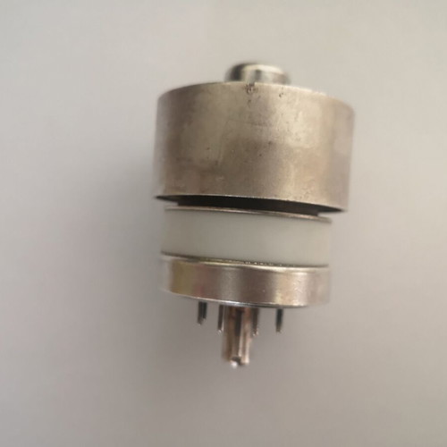 Eimac 4cx350A tubes with Johnson base and ceramic chimney, one new