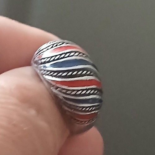 Ring with enamel and 925 silver, like new, 16mm