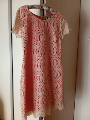 Lace dress with lining, short sleeve, size XL, beige