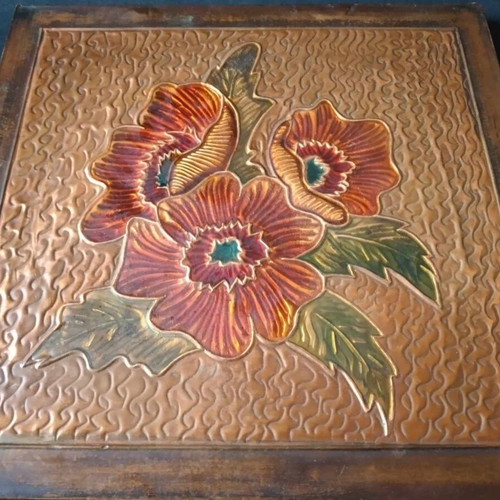 Vintage chalcography used with flowers in wooden frame