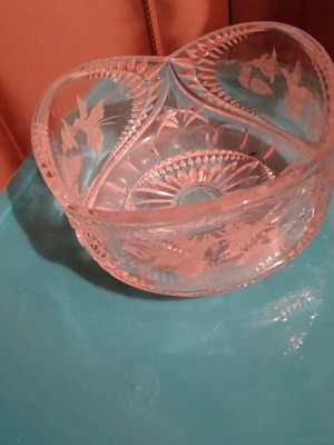 Glass fruit bowl from 1980s like new