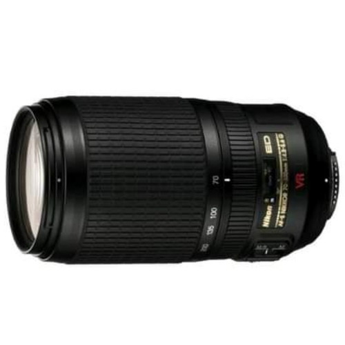 Nikon AF-S Nikkor Zoom 70-300 mm lens used with case