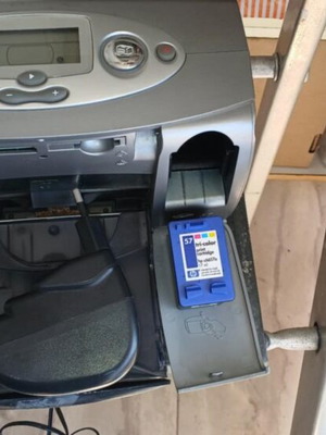 HP PhotoSmart 100 photo printer used