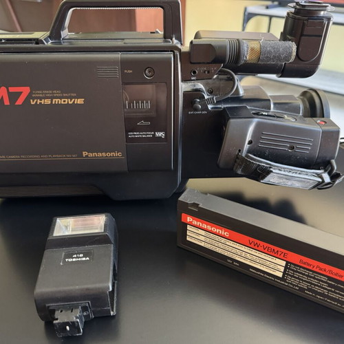 Panasonic M7 video camera used, battery included, condition unknown