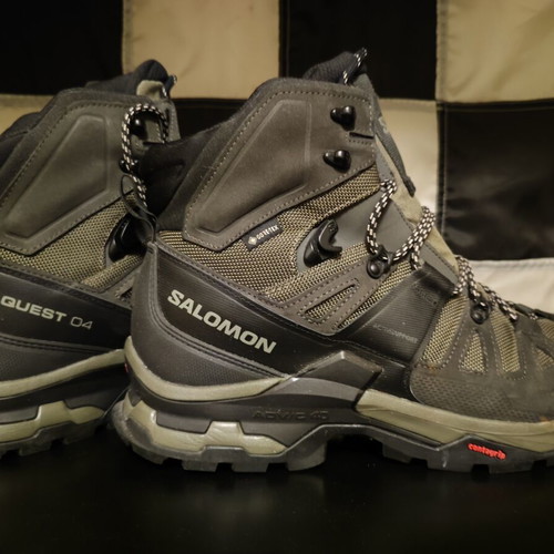 Salomon Quest '04 Goretex hiking boots like new, size 44.5, black