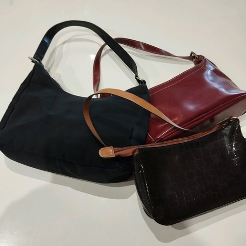 Handbags pack of 3 small size like new