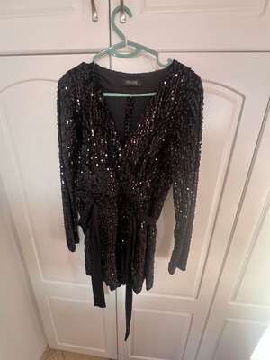 Sequin jumpsuit like new, size M