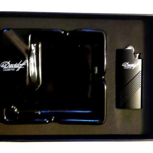 Davidoff lighter and ashtray set new in luxury case