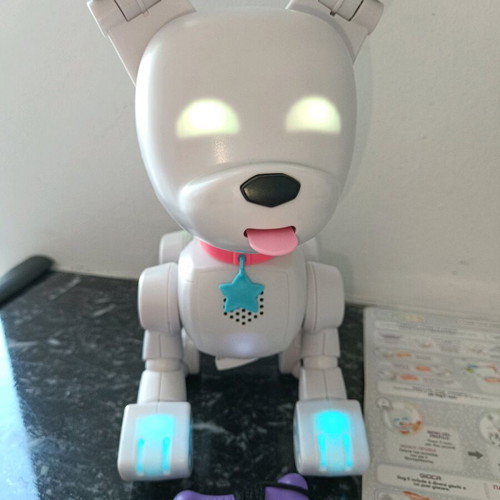Giochi Preziosi Dog-E electronic robotic toy like new for ages 6+