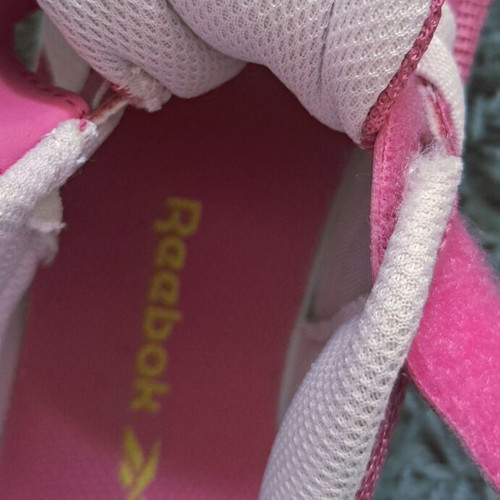 Reebok sport shoes size 34 used, pink