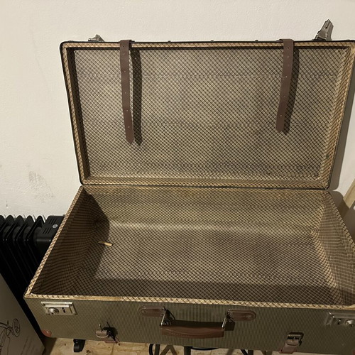 Vintage suitcase used with embossed inscription, 45x70 cm