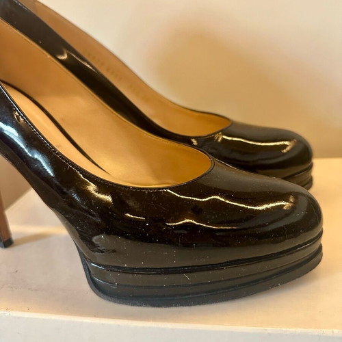 Casadei black patent leather pumps used, size 40, 10cm heel