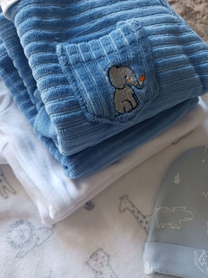 Clothes with a blanket for newborns up to 2 months