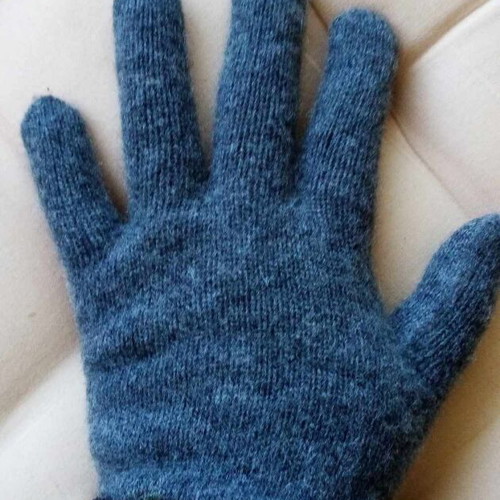 Winter gloves made of cashmere like new, gray
