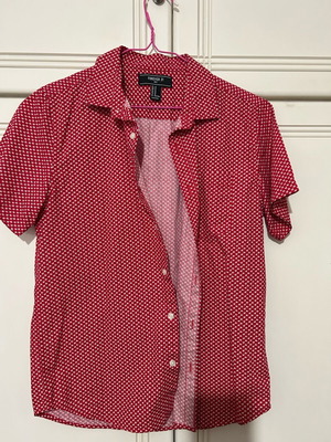 Forever 21 medium red shirt like new