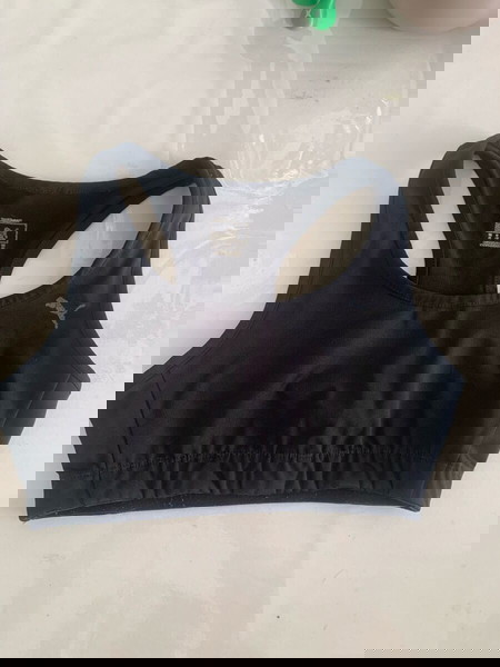 Puma sports bra black