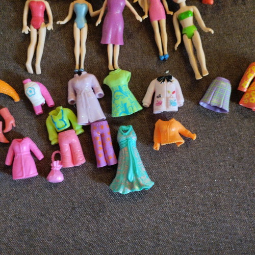 Polly Pocket collectible set used with accessories