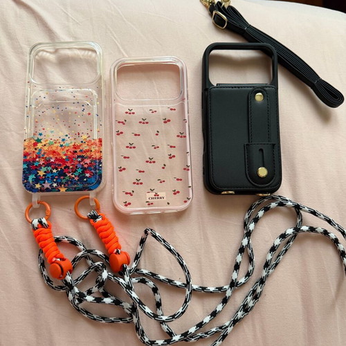 iPhone 17pro cases like new, set of 3 pieces