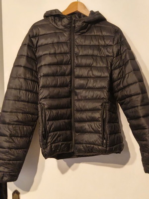 Puffer jacket black used, spring