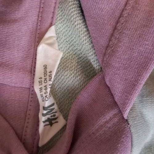 H&M tracksuits like new, pack of 2, ages 5-7, beige and blue