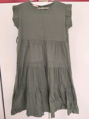 Mango dress green like new, one size