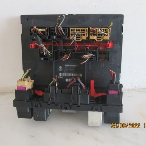 Comfort control unit for VW Passat '05-'11 used, code 3C0937049J