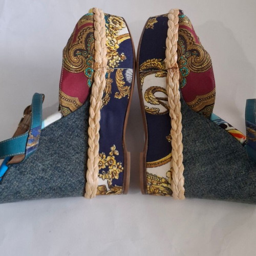 Dolce & Gabbana Multicolor Wedge Sandals 37EU used, printed fabric