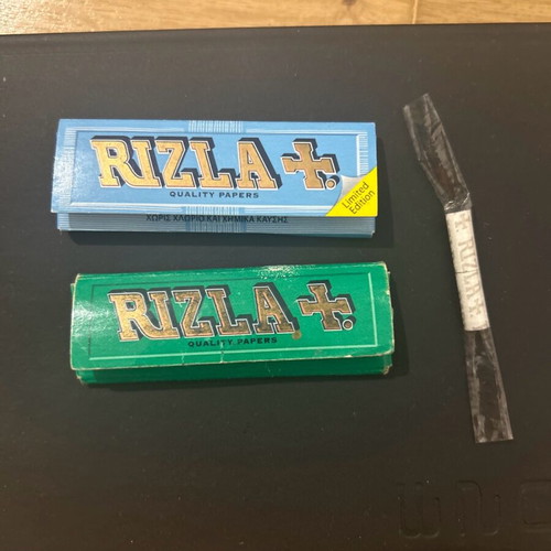 Rizzla collectible rolling papers like new