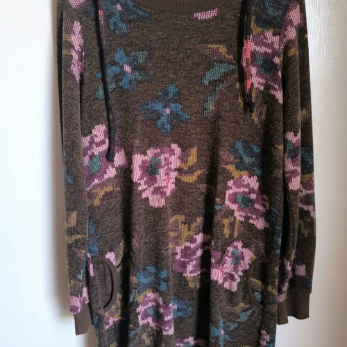 Wool elastic blouse A-Style size M, like new condition