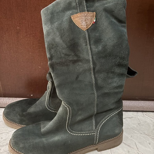 Ragazza women's boots like new, cypress color, suede, size 38