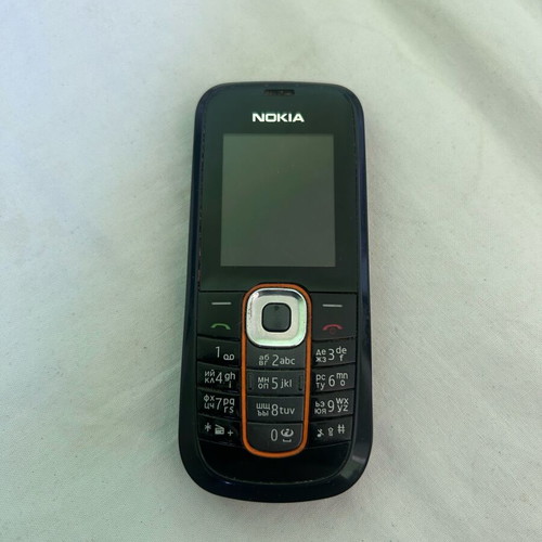 Nokia 2600 used phone for parts without battery