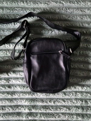 Shoulder bag new black