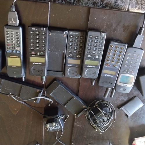 Vintage mobile phones pack used with original chargers for collection