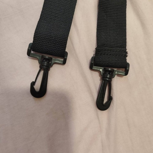 Adjustable shoulder strap like new, black, 3.8x110cm