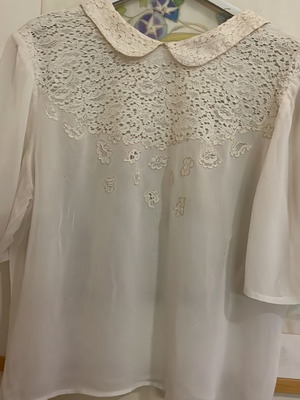 Handmade blouse used with lace white size Medium