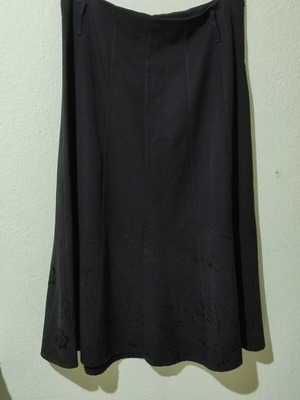 Women's long skirt with side zipper, black