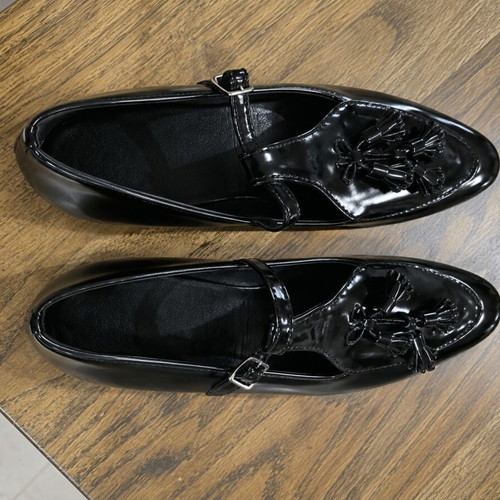 Loafers black patent leather with tassels size 41 new
