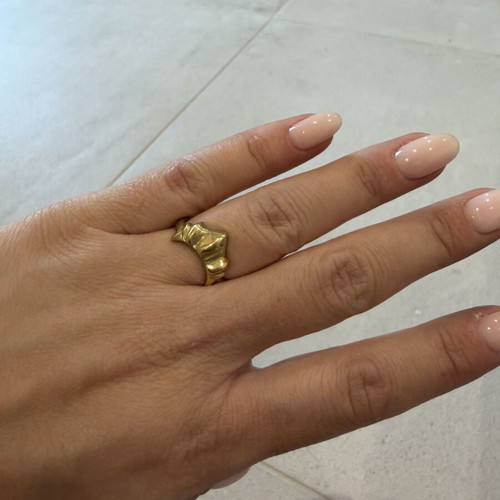 BreakaStone brass ring like new, gold color, OS
