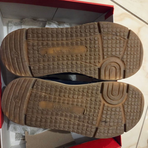 Kickers boots for boys size 34 like new, dark blue