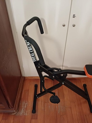 Total Crunch exercise machine new