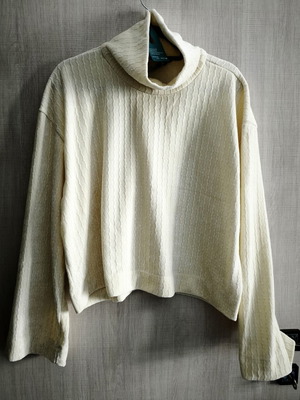 Nidodileda sweater new, size L/XL, beige