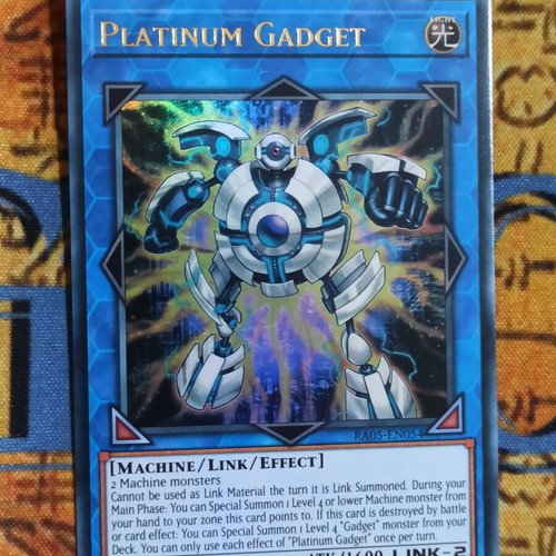 Platinum Gadget Yu-Gi-Oh! card like new, RA05 collection