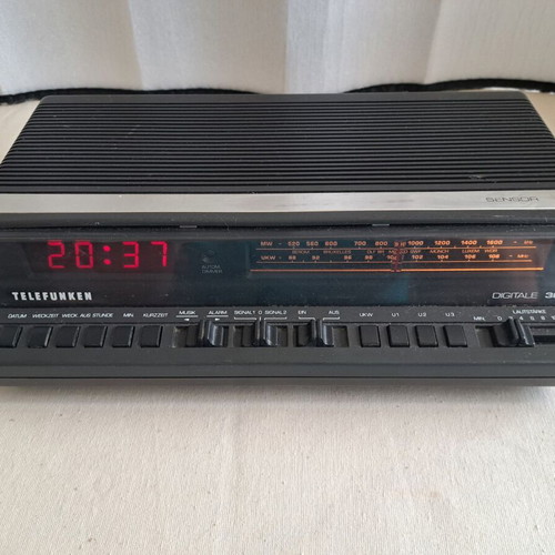 Telefunken Digitale 30 Retro Radio Clock used