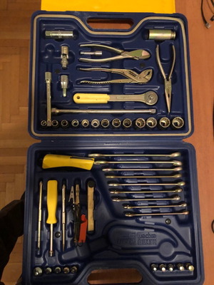 Θήκη εργαλίων καινούργια 35x30 πλήρης