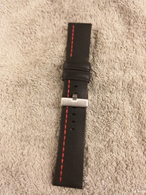 Λουράκι ανδρικό σιλικόνης μεταχειρισμένο με κόκκινη ραφή 2,5 cm