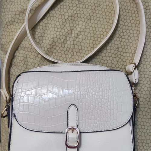 Crossbody bags, pack of 2, beige and red